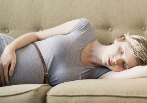 孕酮低保胎期間注意事項(xiàng)有很多，這些保胎食物可以吃起來(lái)